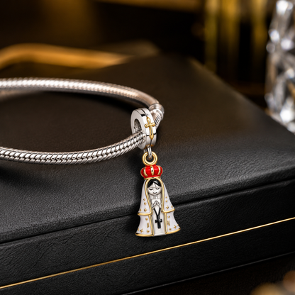 Dije Luz de Fátima en oración Plata